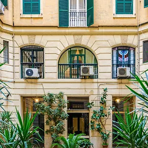 Lion Aparts , Roma Italia