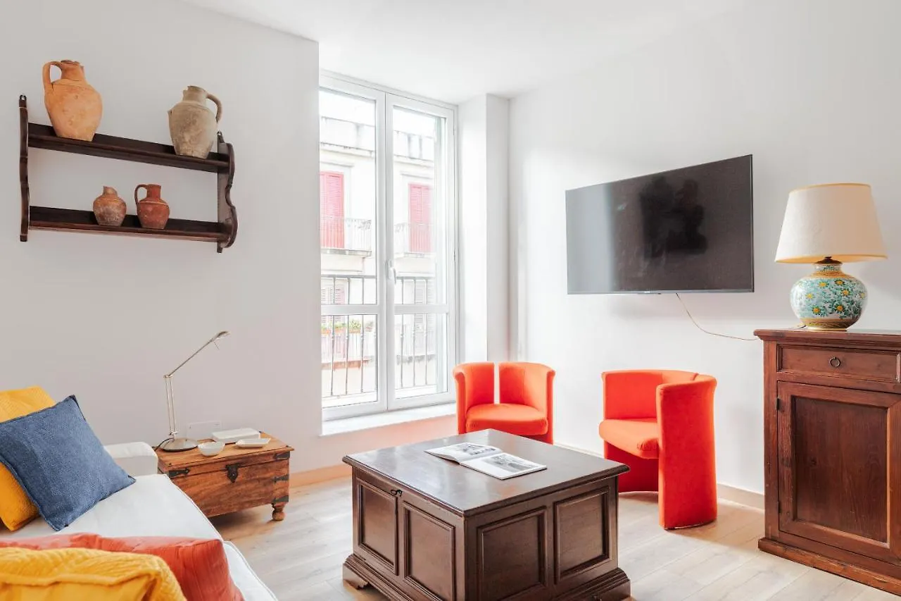 Nice apartment near Piazza Kalsa by Wonderful Italy Palermo 0*,  Italia